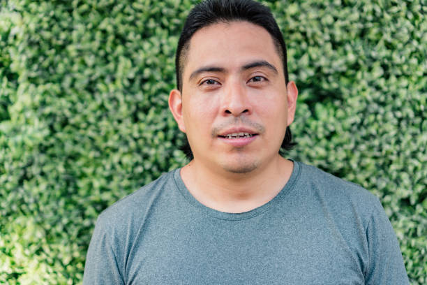 Carlos Valenzuela, 48 años